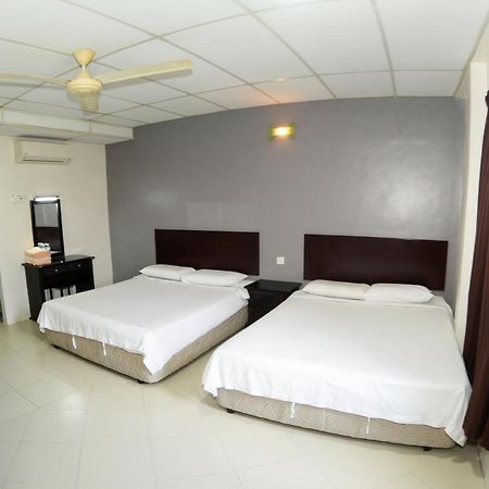 Poly Star Hotel Kuala Lipis Exterior foto